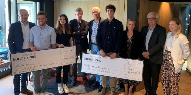 Quatre étudiants vainqueurs du grand prix de la Fondation Ecouter Voir