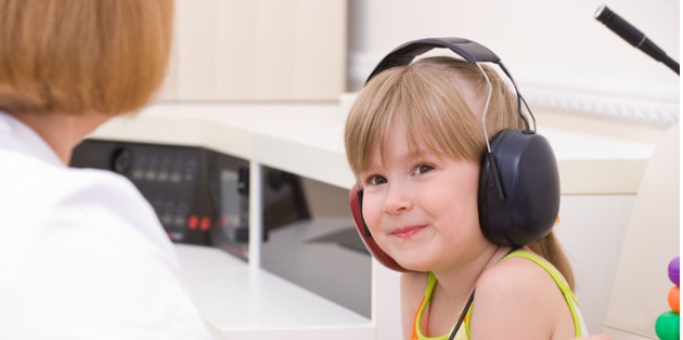 Le traitement du son dans le cerveau affecté dès une perte légère de l’audition