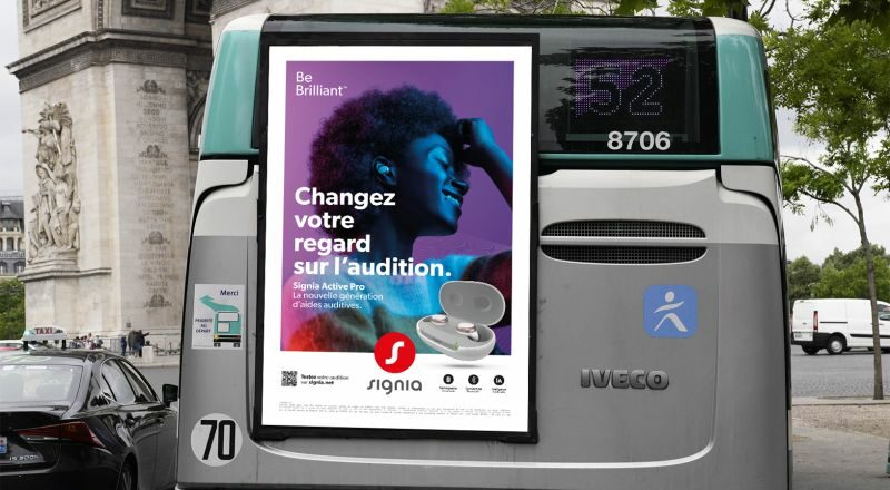 Signia fait une nouvelle campagne à l’arrière des bus